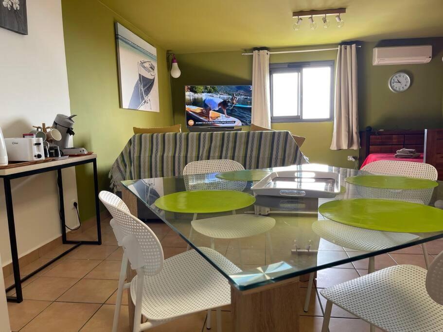 Immense Studio 51 Jusqu'A 4 Personnes Avec Vue Mer Saint-Denis Eksteriør billede
